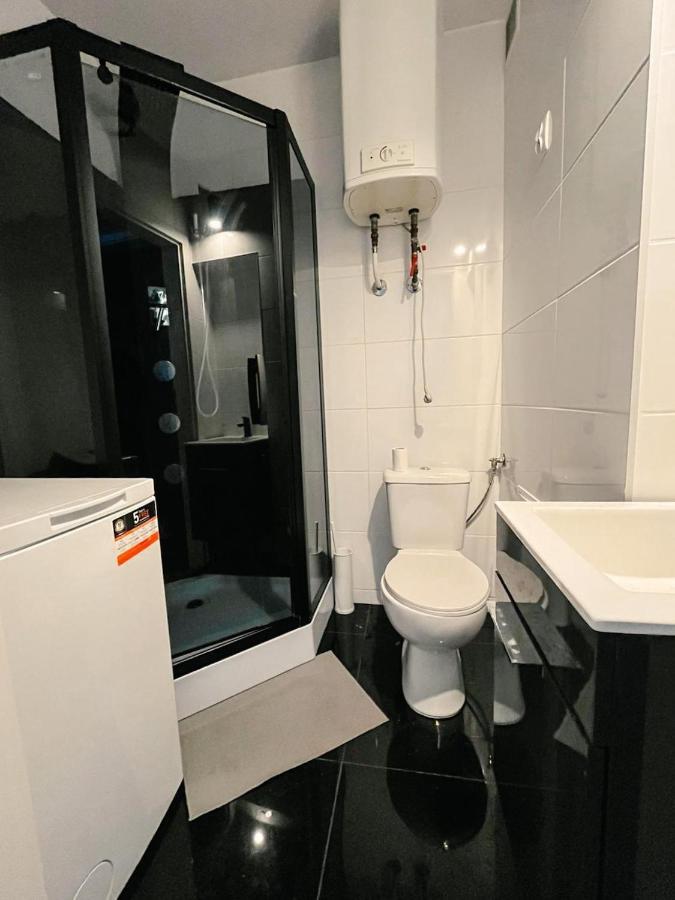 Batorego Apartment Krakau Buitenkant foto