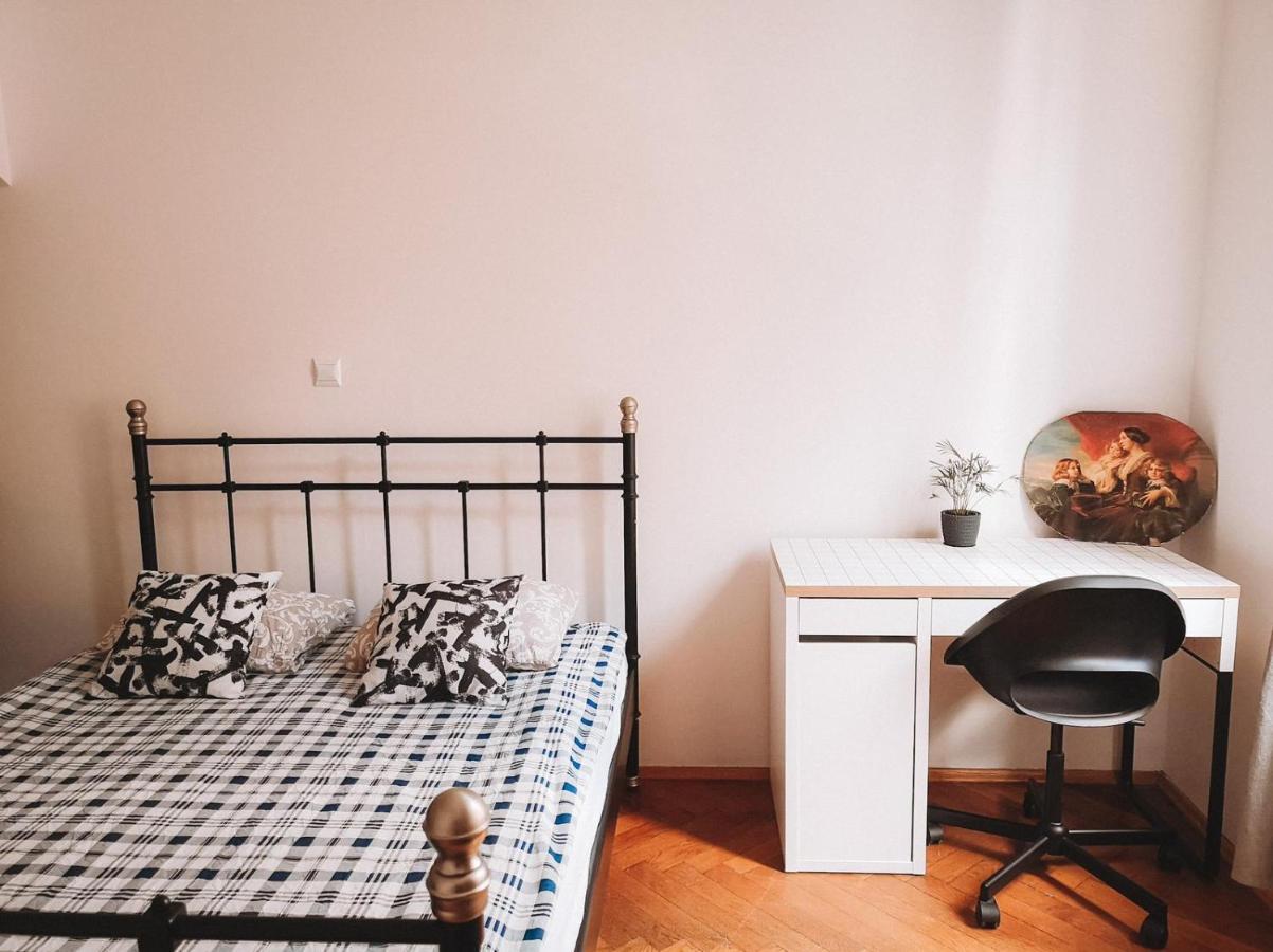 Batorego Apartment Krakau Buitenkant foto