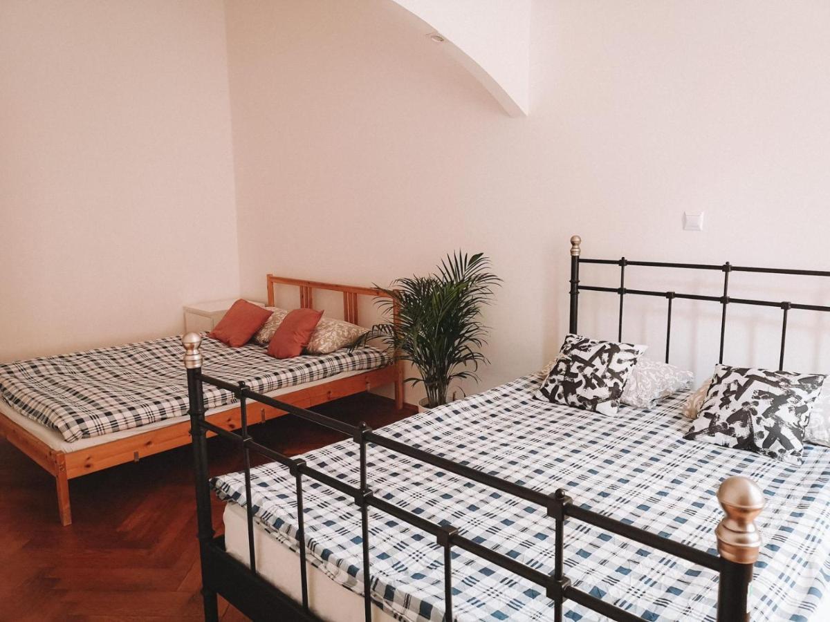 Batorego Apartment Krakau Buitenkant foto